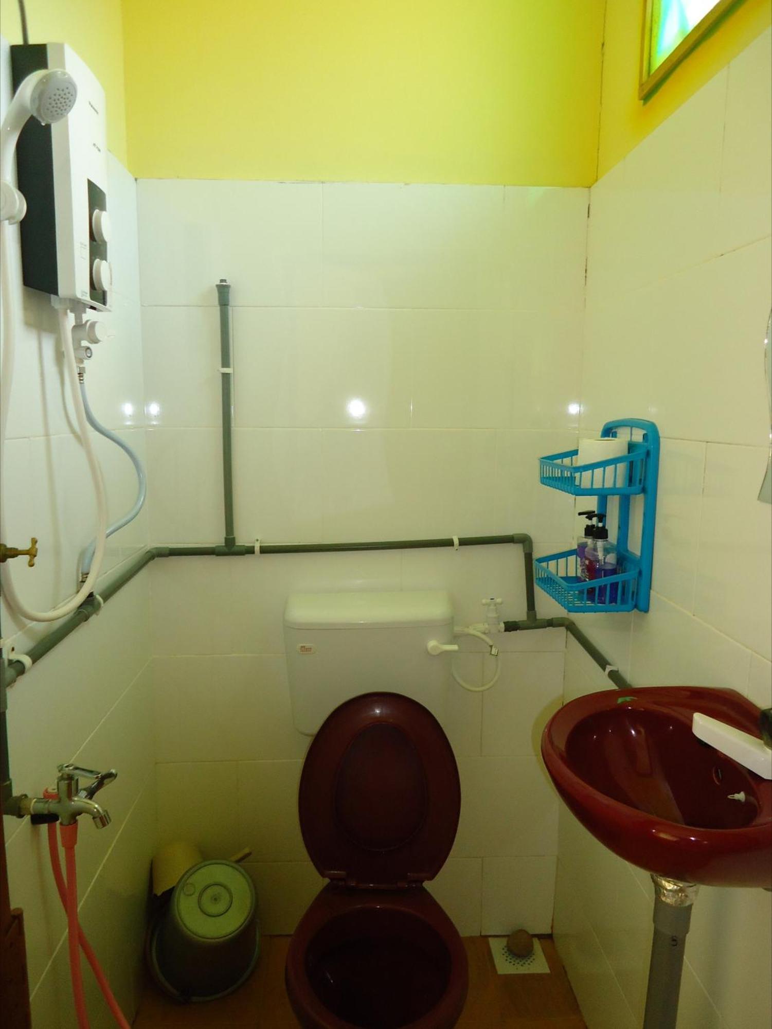 D'Pinggir Guest Room Kuala Tahan Exterior foto